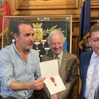 LA MEDAILLE DE VERDUN  à Jean DUJARDIN